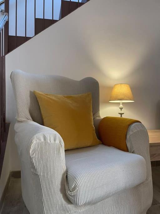 Habitacion Roca Foradada En Casa Cami De Les Aiguees Monistrol De Montserrat Eksteriør billede
