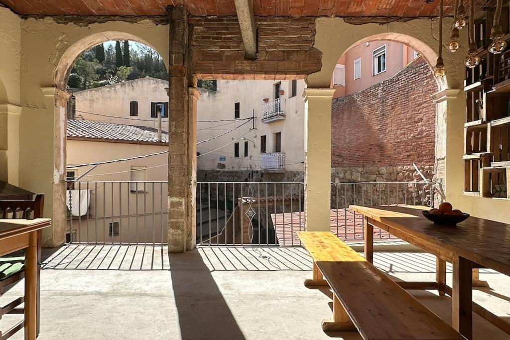 Habitacion Roca Foradada En Casa Cami De Les Aiguees Monistrol De Montserrat Eksteriør billede